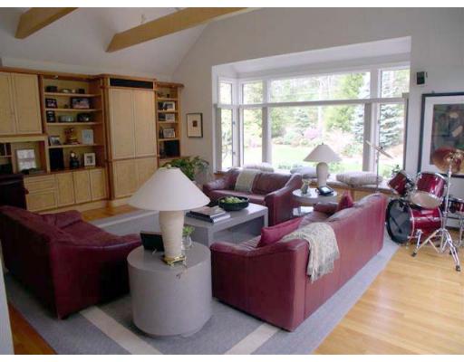 73 Fairview Road Weston, MA 02493 - Photo 19 of 26