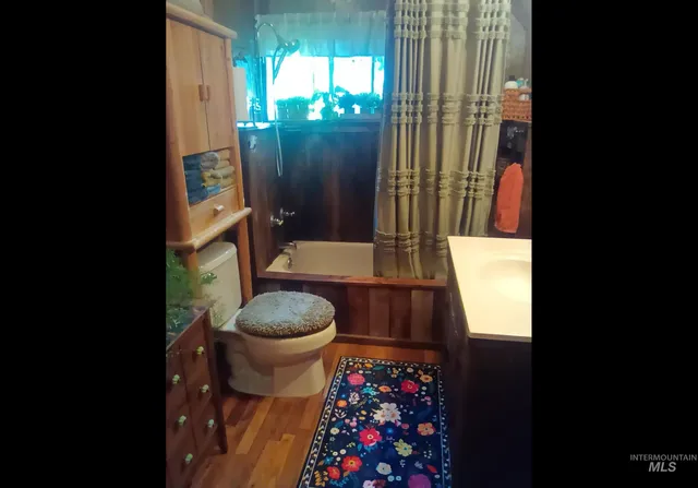 $269,950 | 205 Alturas Avenue East, Fairfield, ID 83327