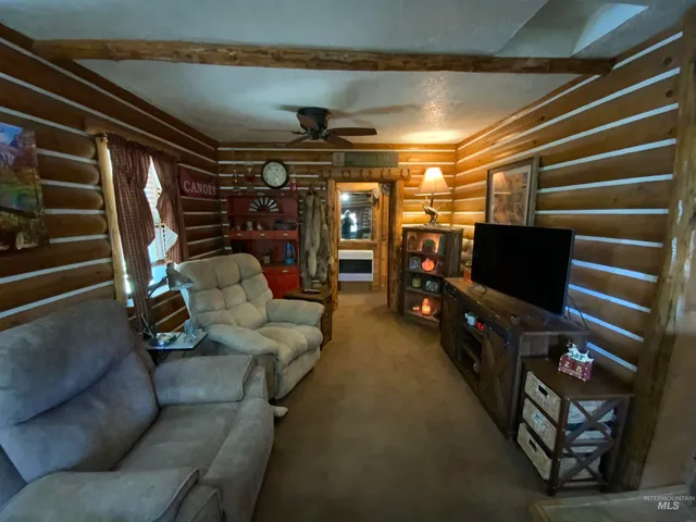 $269,950 | 205 Alturas Avenue East, Fairfield, ID 83327