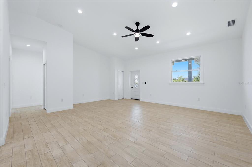 8 Bank Court Placida, FL 33946 - Photo 7 of 41