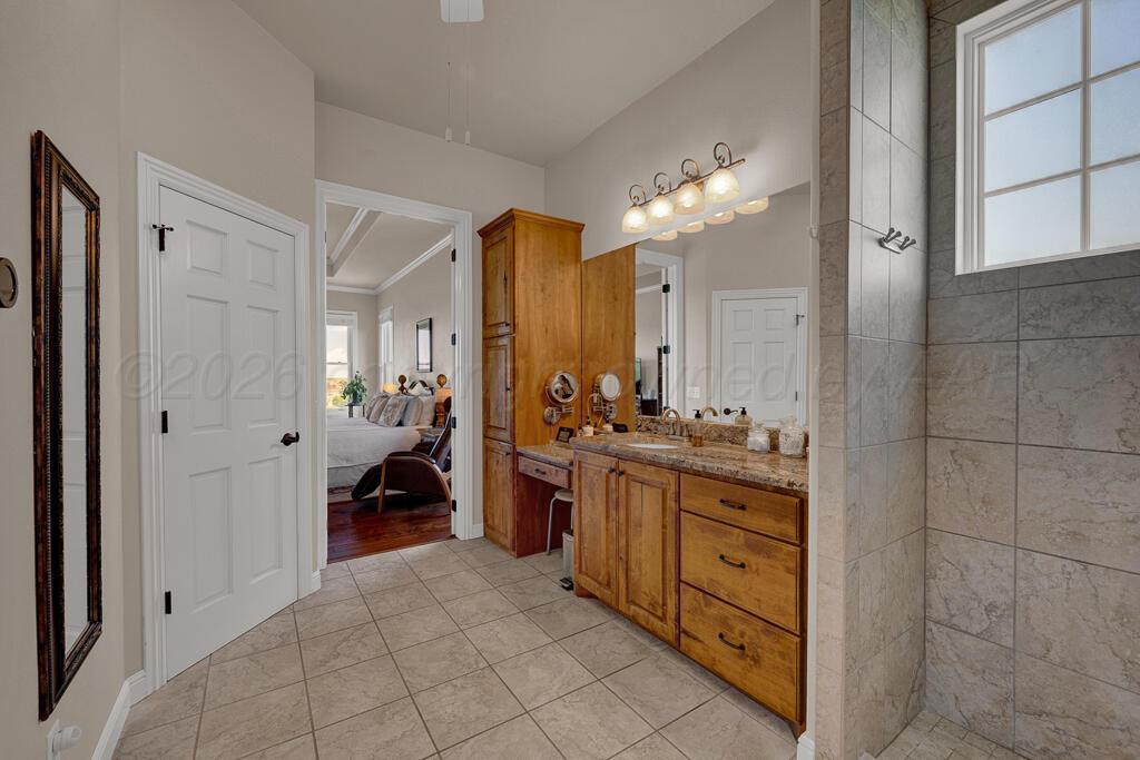 7701 Canyon Bend Road Amarillo, TX 79118 - Photo 31 of 67 master bathroom 3