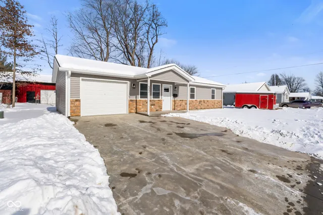 $199,900 | 502 East Bard Street, Crothersville, IN 47229