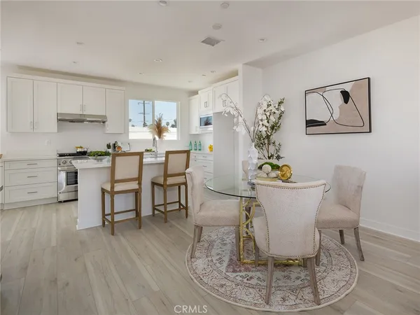 $769,900 | 121 East 223rd Street, Unit 3, Carson, CA 90745