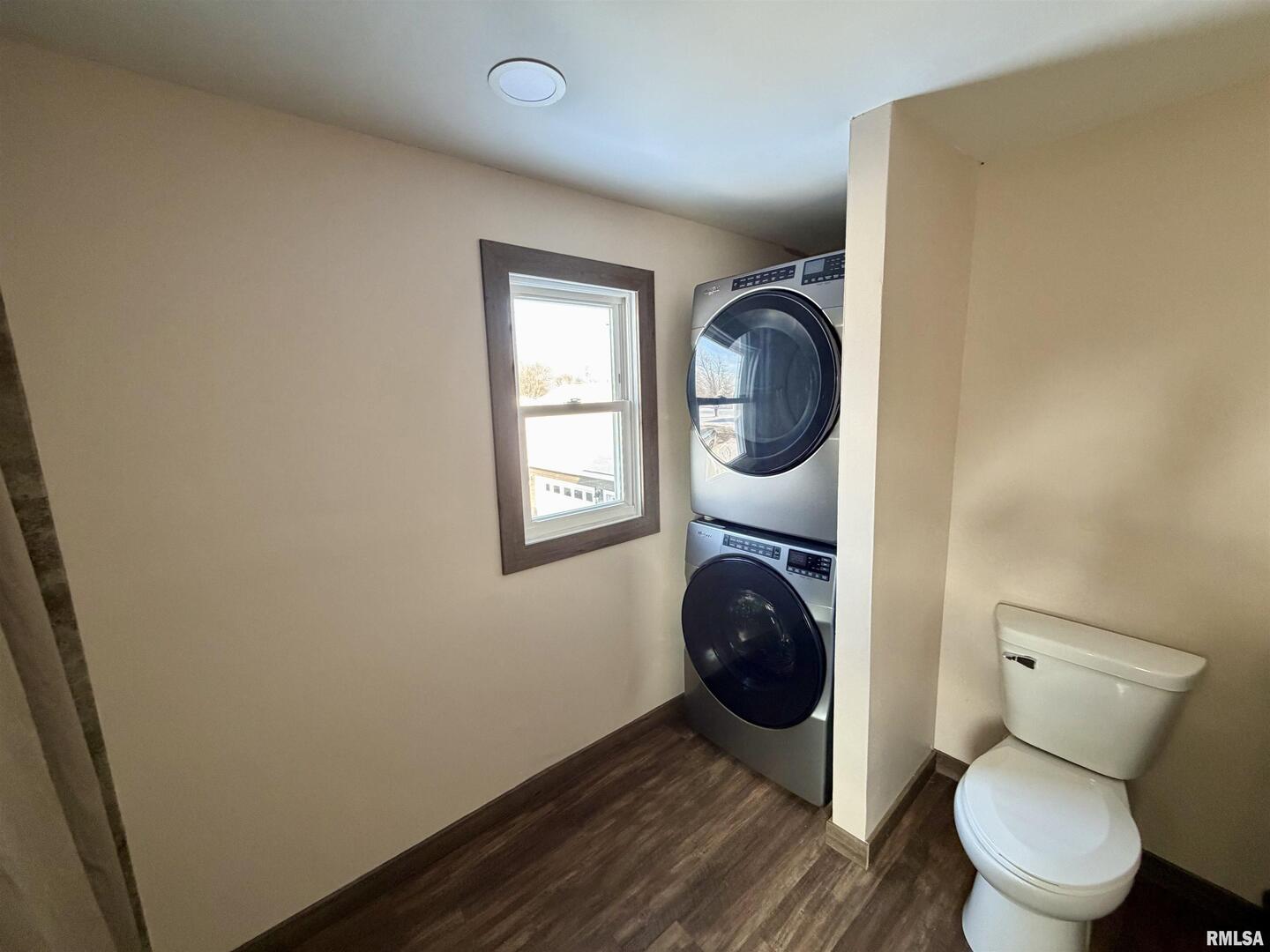 405 234th Street Aledo, IL 61231 - Photo 17 of 38