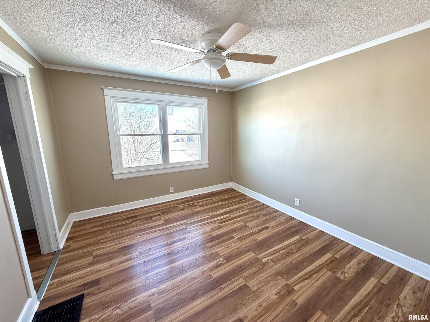 405 234th Street Aledo, IL 61231 - Photo 19 of 38