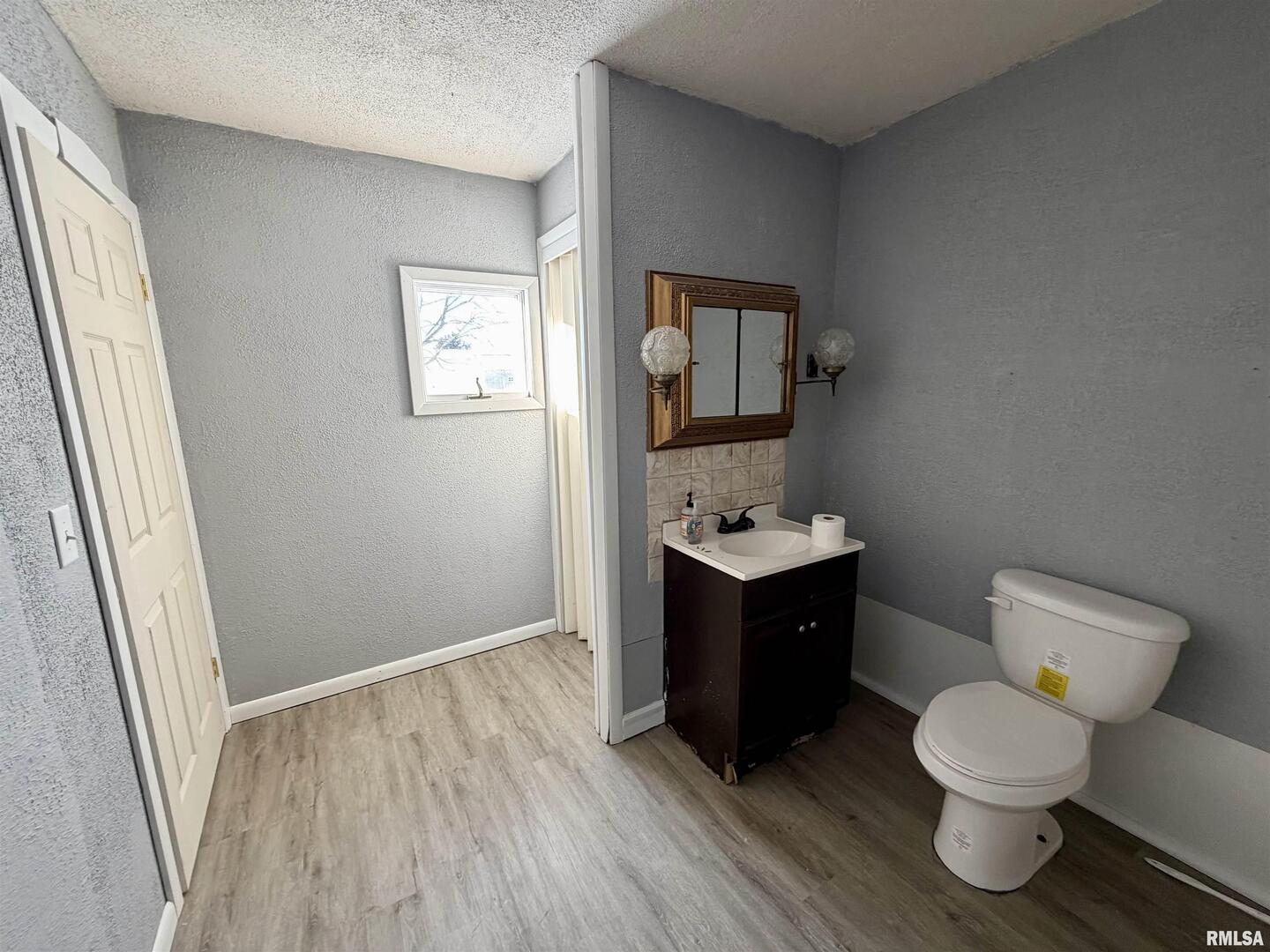 405 234th Street Aledo, IL 61231 - Photo 32 of 38