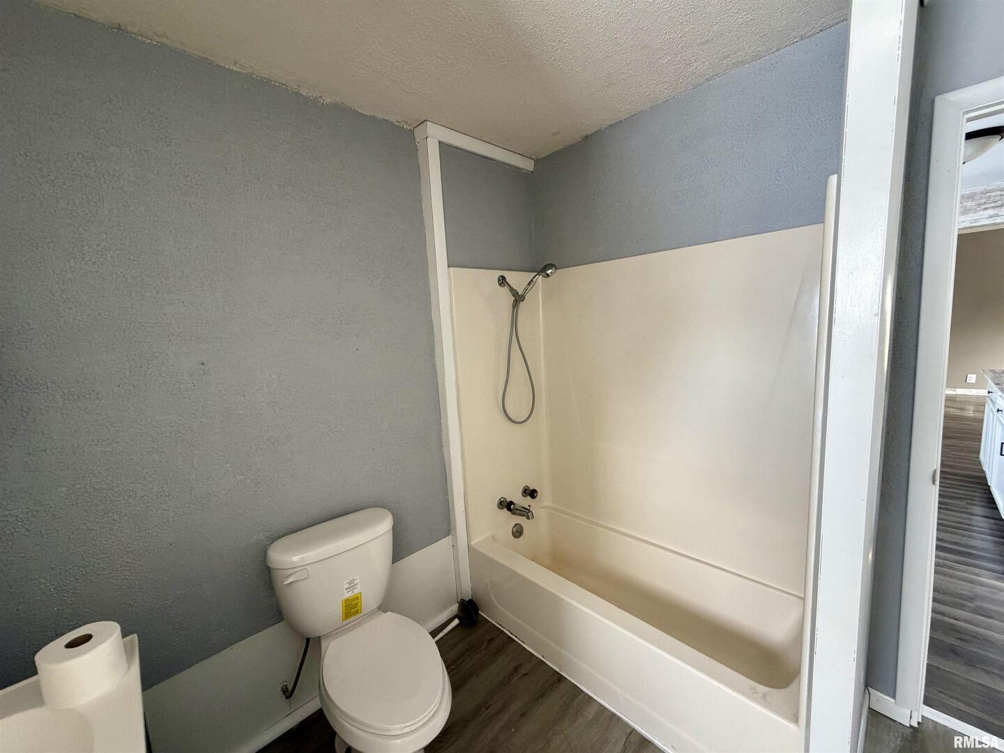 405 234th Street Aledo, IL 61231 - Photo 33 of 38