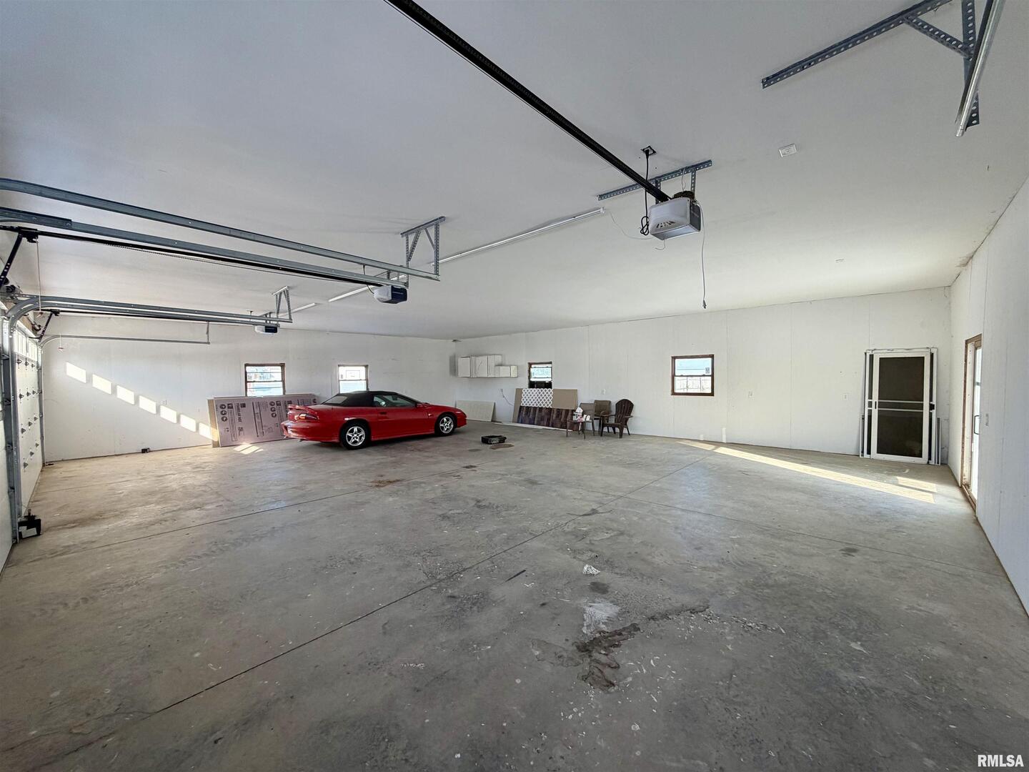 405 234th Street Aledo, IL 61231 - Photo 7 of 38