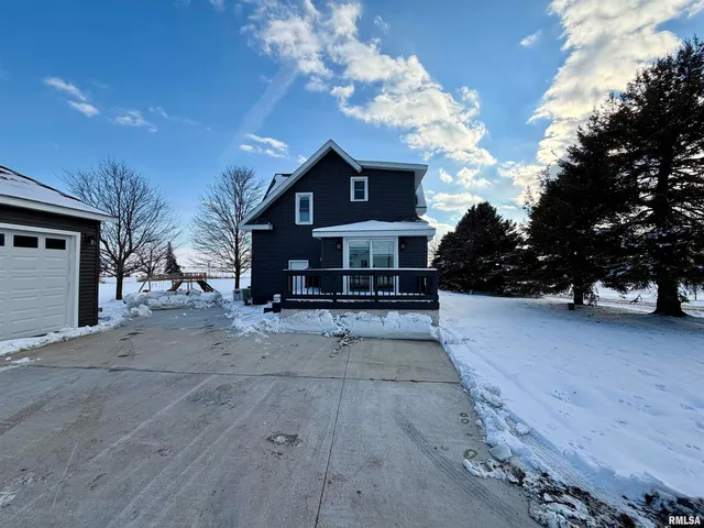 $285,000 | 405 234th Street, Aledo, IL 61231