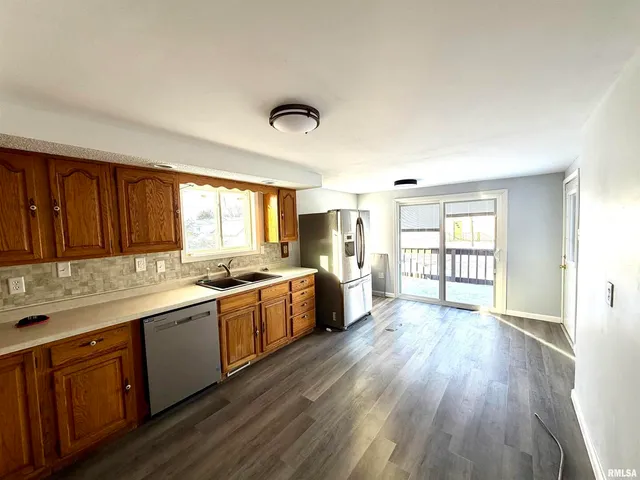 $285,000 | 405 234th Street, Aledo, IL 61231