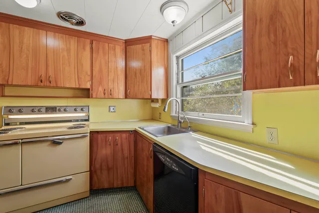 $459,000 | 19228 North Little Spokane Drive, Colbert, WA 99005