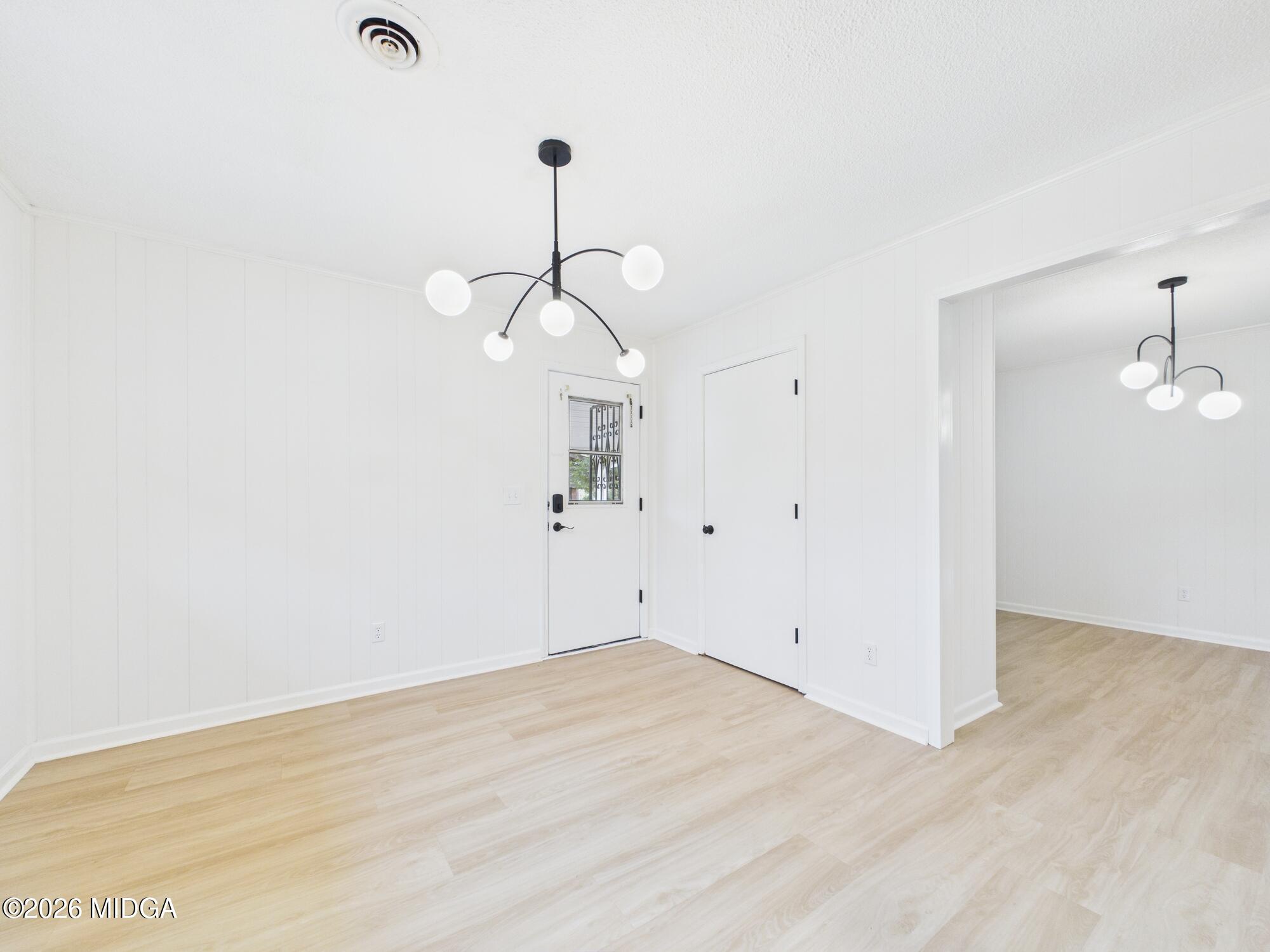 914 Bess Street Perry, GA 31069 - Photo 15 of 38 CAM03843G0-PR0148-STILL010