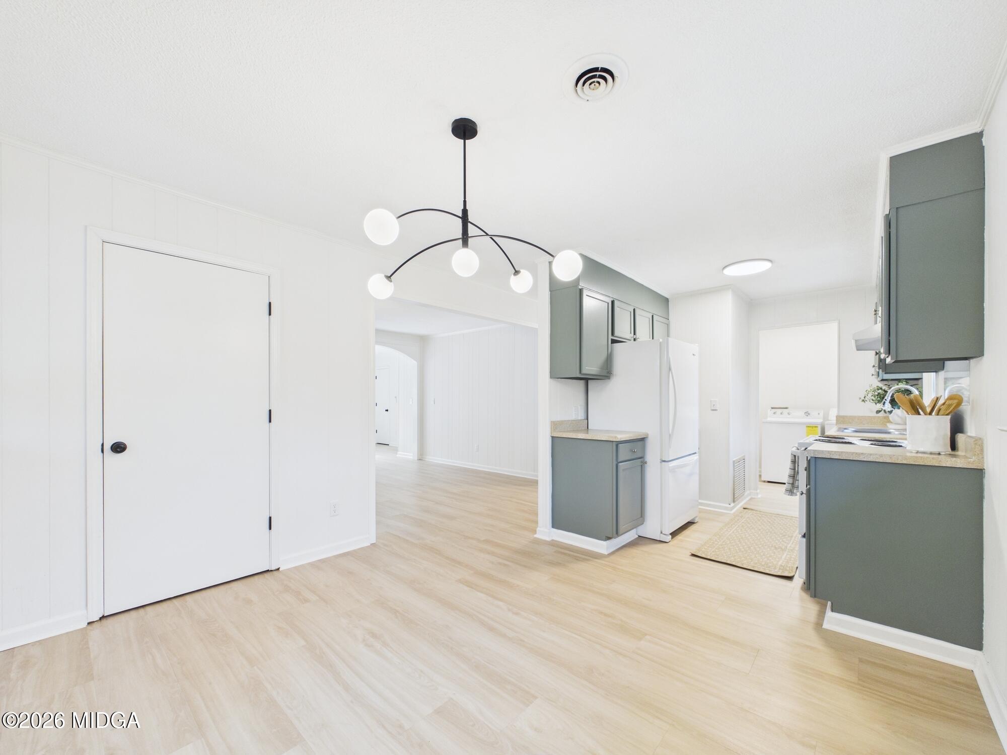 914 Bess Street Perry, GA 31069 - Photo 16 of 38 CAM03843G0-PR0148-STILL007