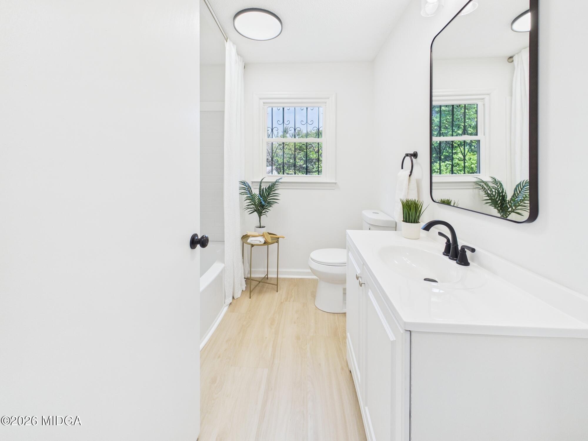 914 Bess Street Perry, GA 31069 - Photo 26 of 38 CAM03843G0-PR0148-STILL018