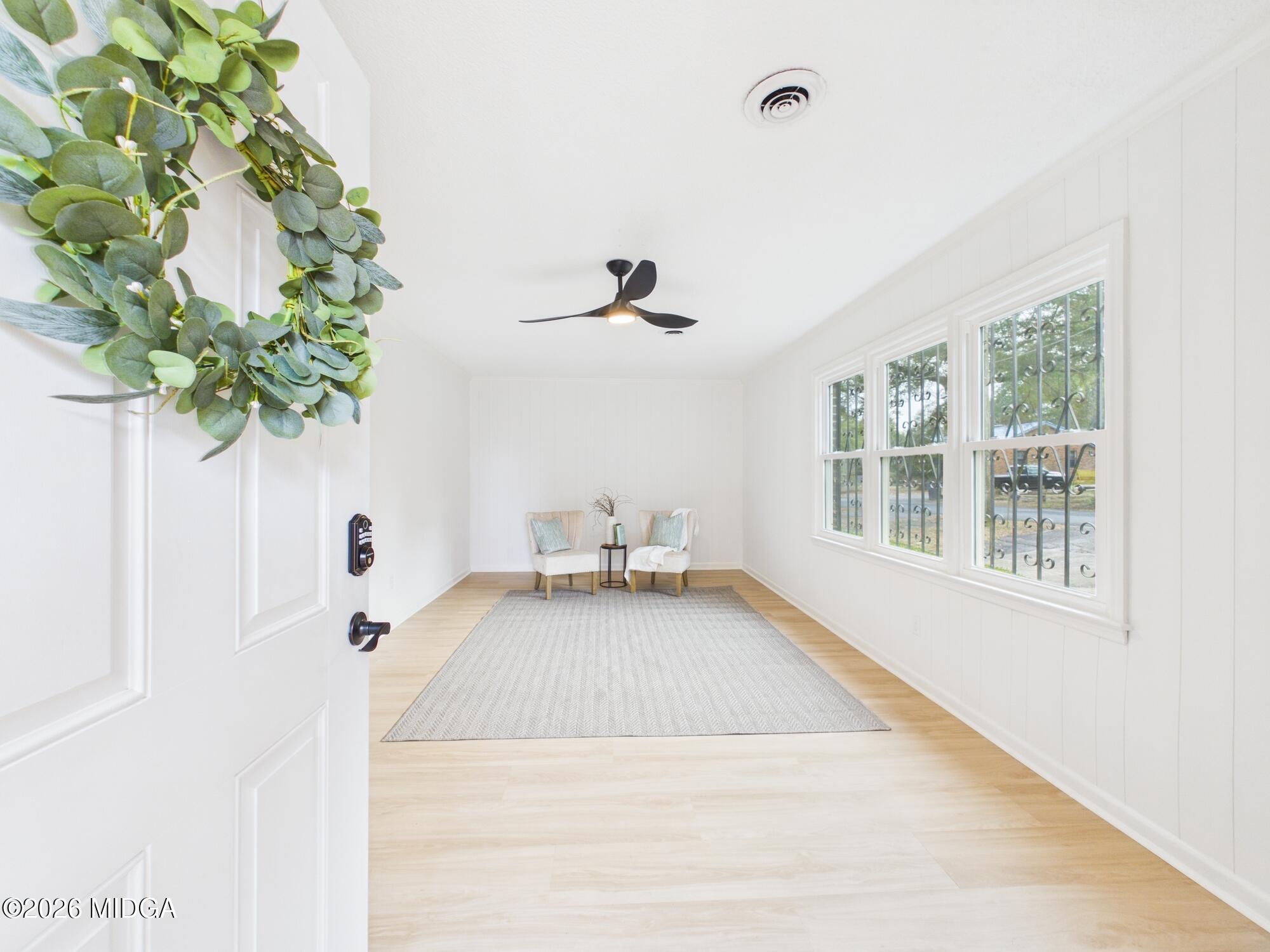 914 Bess Street Perry, GA 31069 - Photo 5 of 38 CAM03843G0-PR0148-STILL031