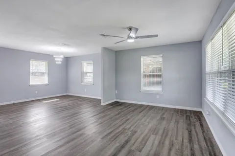 $290,000 | 1708 Woodcrest Drive, Granite Shoals, TX 78654