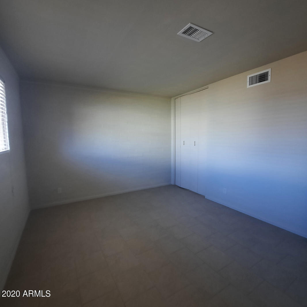 340 Fairhaven Road Kearny, AZ 85137 - Photo 22 of 26 Master Bedroom