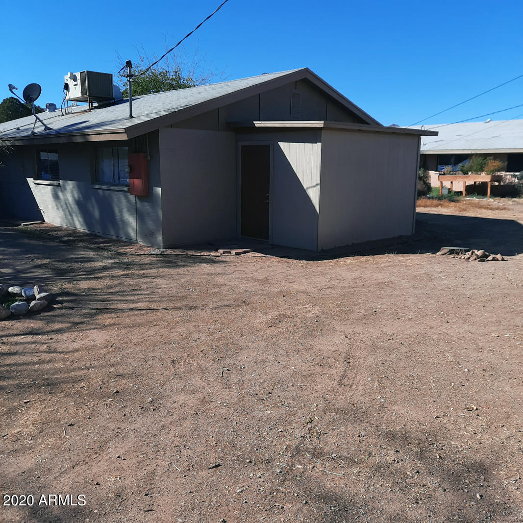 340 Fairhaven Road Kearny, AZ 85137 - Photo 3 of 26 Back Yard S Side