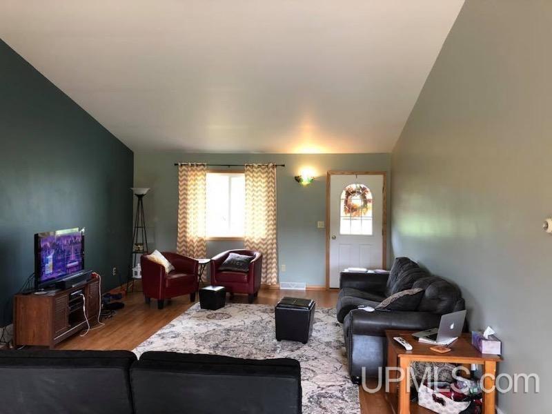 53448 Salo Road Hancock, MI 49930 - Photo 10 of 38