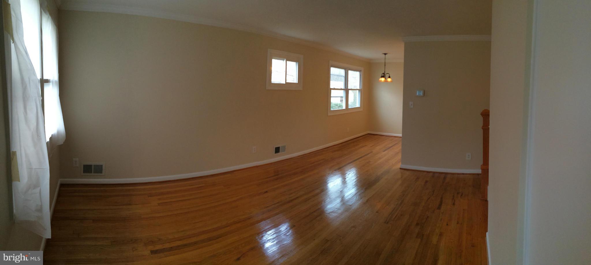 3408 Upton Road Baltimore, MD 21234 - Photo 3 of 29 Living Room