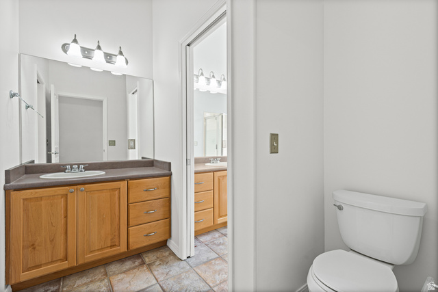 70 North Main Street, Unit 213 Bountiful, UT 84010 - Photo 13 of 15 Second vanity here in the Hollywood bathroom setup.