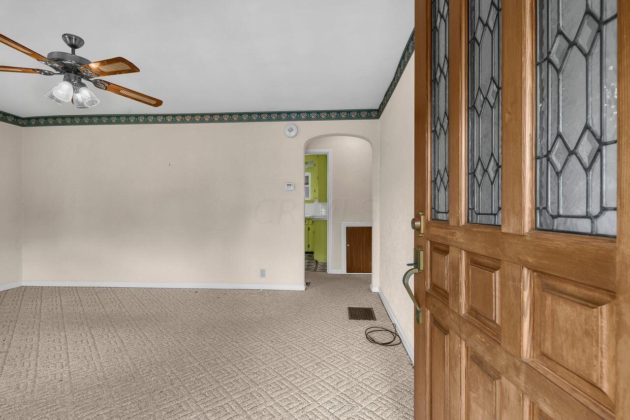 181 Isabelle Road Newark, OH 43055 - Photo 3 of 33 DSC_2019