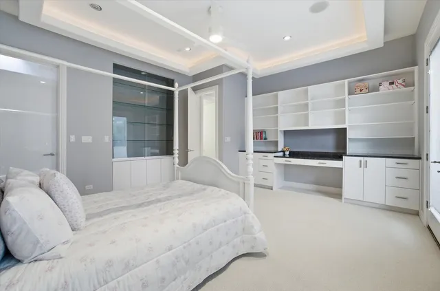 $3,495,000 | 920 St Stephens Green, Oak Brook, IL 60523