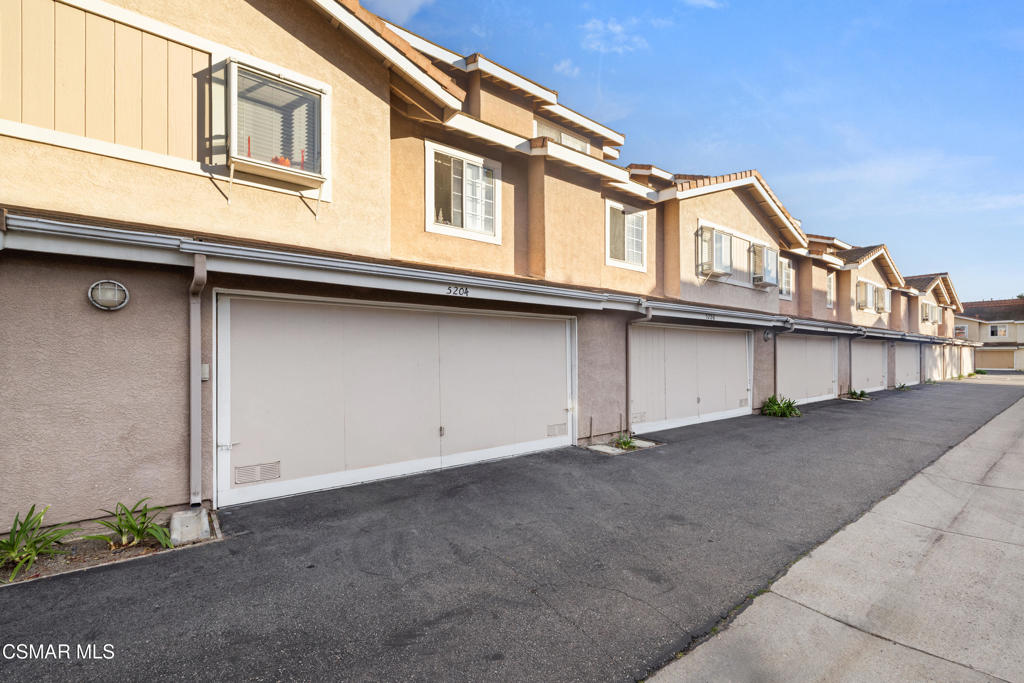 5204 Columbus Place Oxnard, CA 93033 - Photo 22 of 27