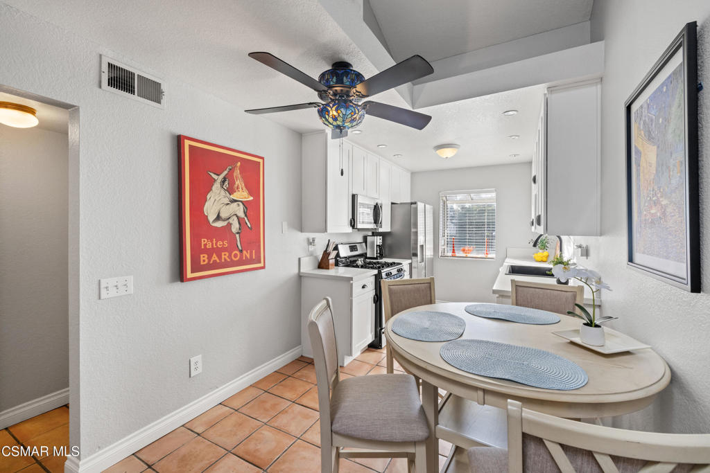 5204 Columbus Place Oxnard, CA 93033 - Photo 7 of 27