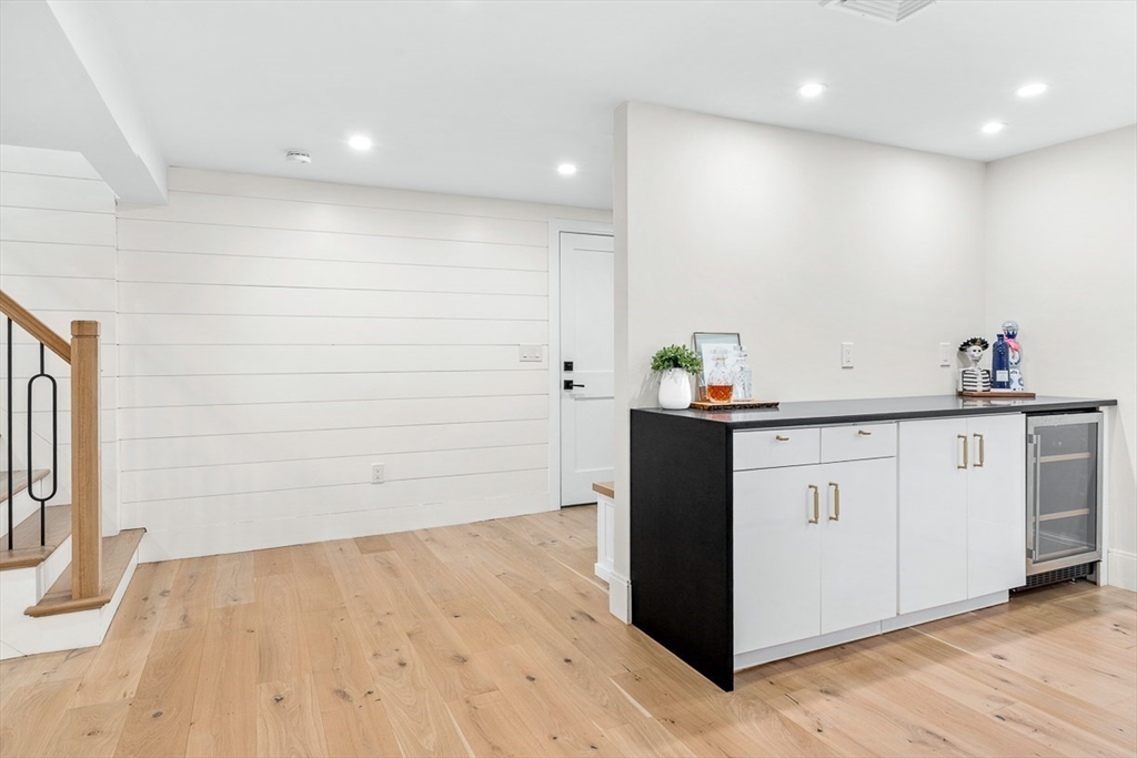 41 Sunset Road Winchester, MA 01890 - Photo 32 of 42