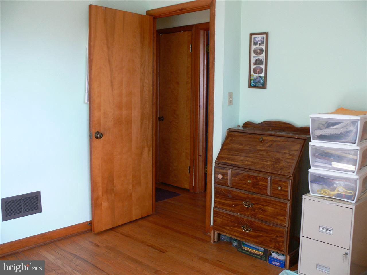 28 Longview Road Seven Valleys, PA 17360 - Photo 22 of 31 Gallery Image 22