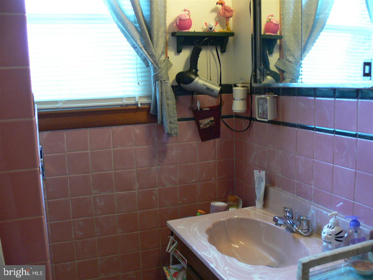 28 Longview Road Seven Valleys, PA 17360 - Photo 23 of 31 Gallery Image 23