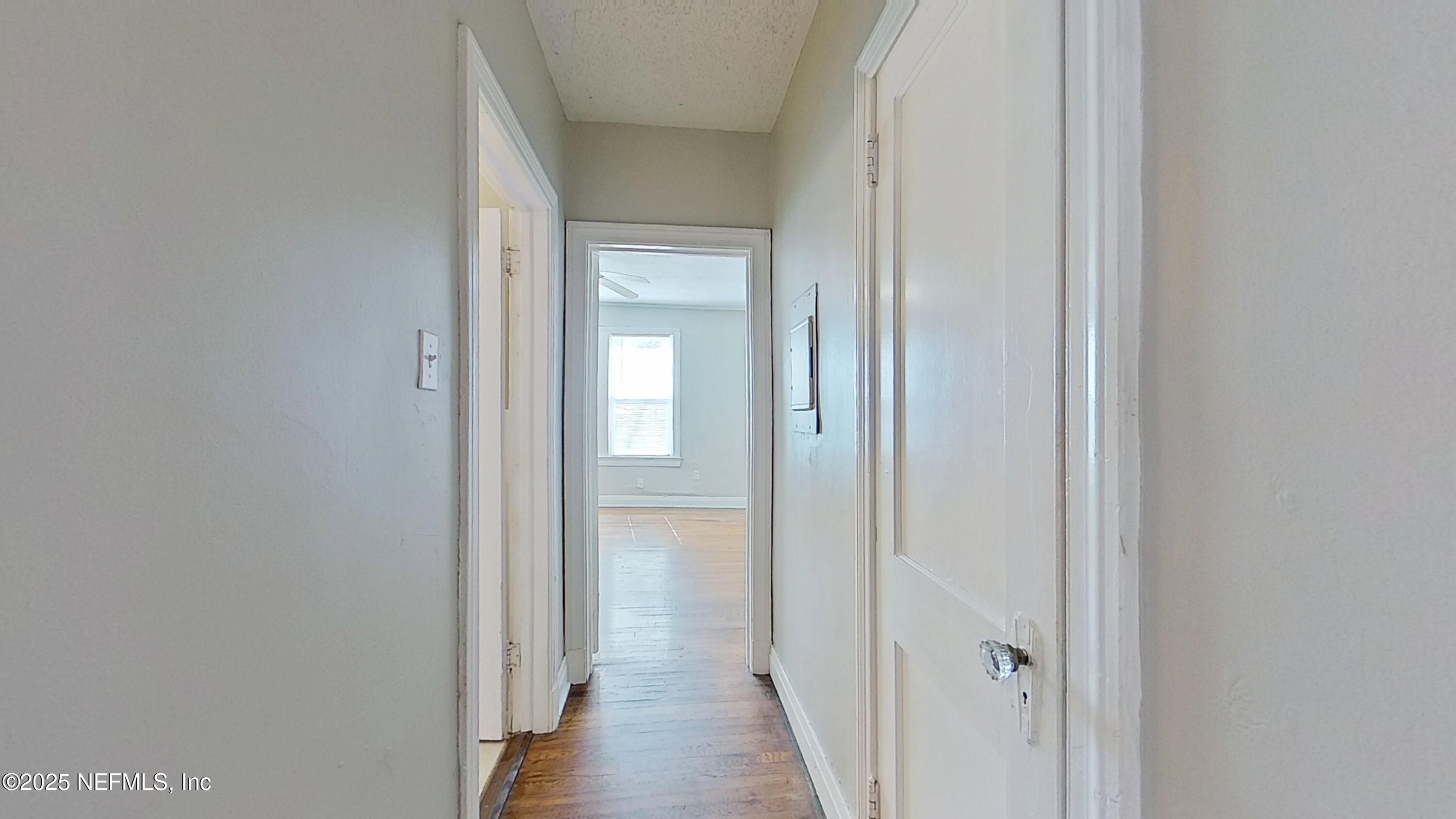 938 Cordova Place, Unit 3 Jacksonville, FL 32207 - Photo 12 of 19 02122025_194251