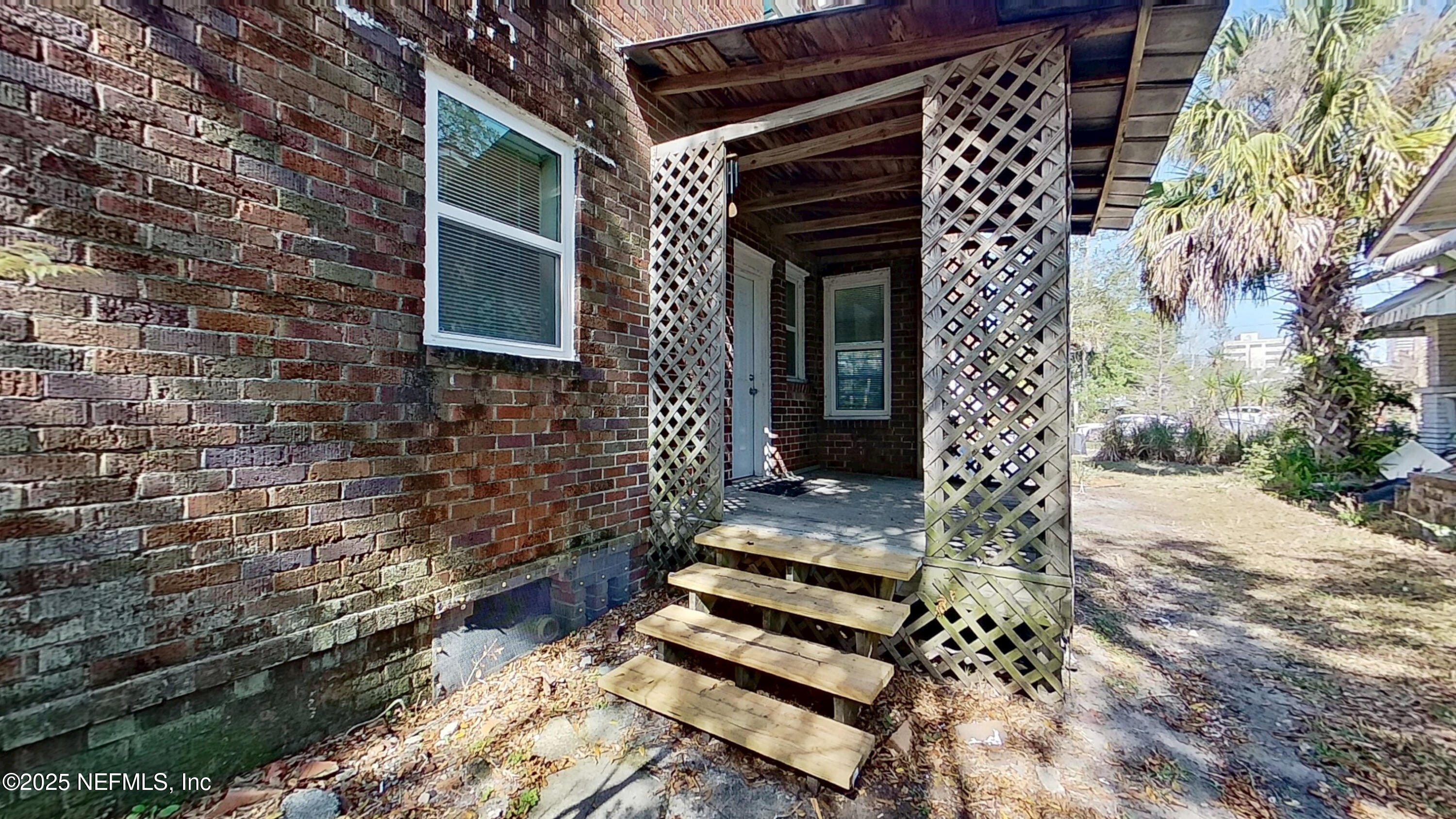 938 Cordova Place, Unit 3 Jacksonville, FL 32207 - Photo 4 of 19 Private Porch