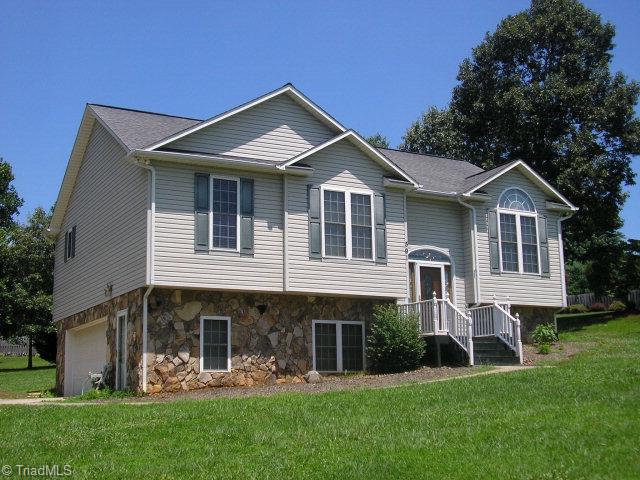 591 Shingle Gap Road Purlear, NC 28665 - Photo 1 of 1 Main View