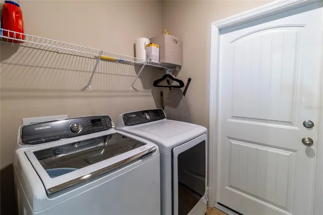 $338,000 | 1852 Southwest 246th Drive, Newberry, FL 32669