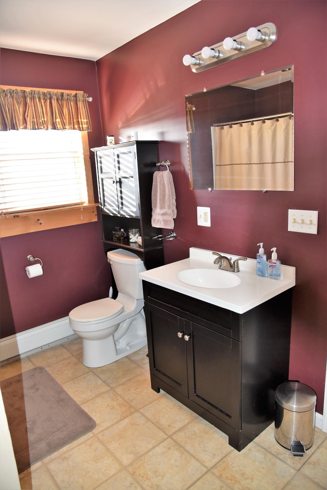 30 Wyman Road Waterville, ME 04901 - Photo 21 of 35 2nd Floor Bath