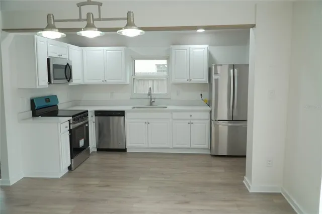 $369,000 | 722 65th Avenue East, Bradenton, FL 34203