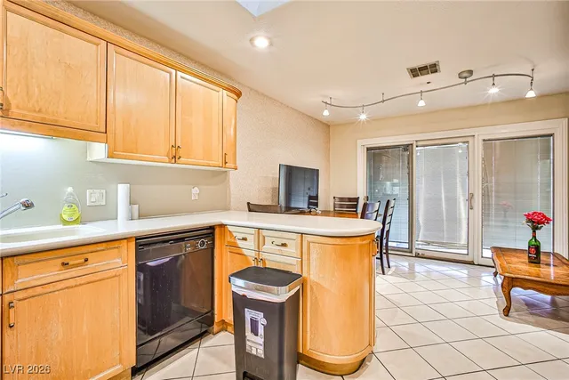 $1,700 | 6969 Grassy Knoll Street, Las Vegas, NV 89147