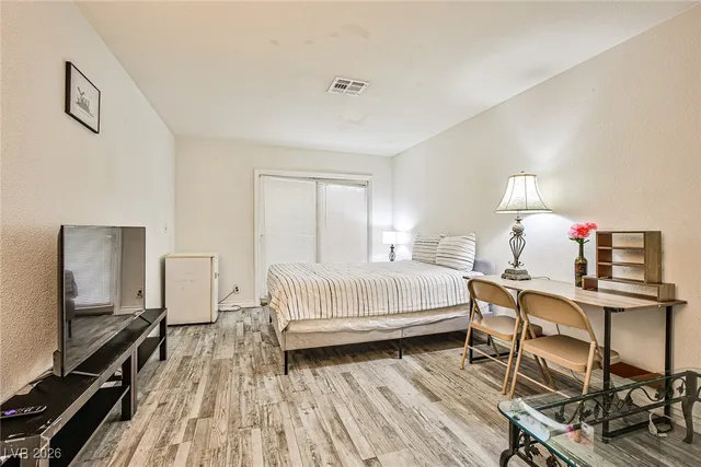 $1,700 | 6969 Grassy Knoll Street, Las Vegas, NV 89147