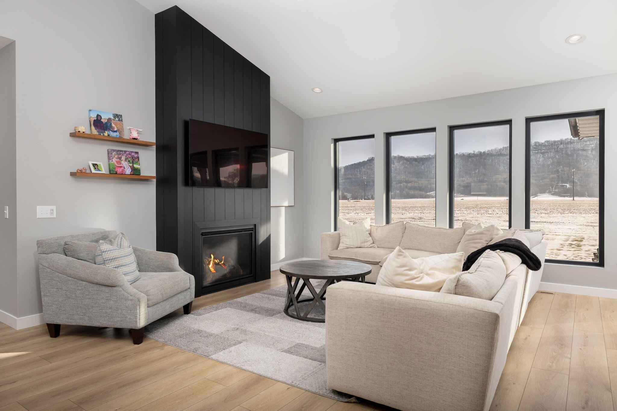 3311 Horton Street Holmen, WI 54636 - Photo 2 of 27 Living Room