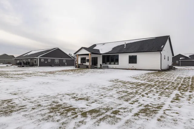 $564,900 | 3311 Horton Street, Holmen, WI 54636