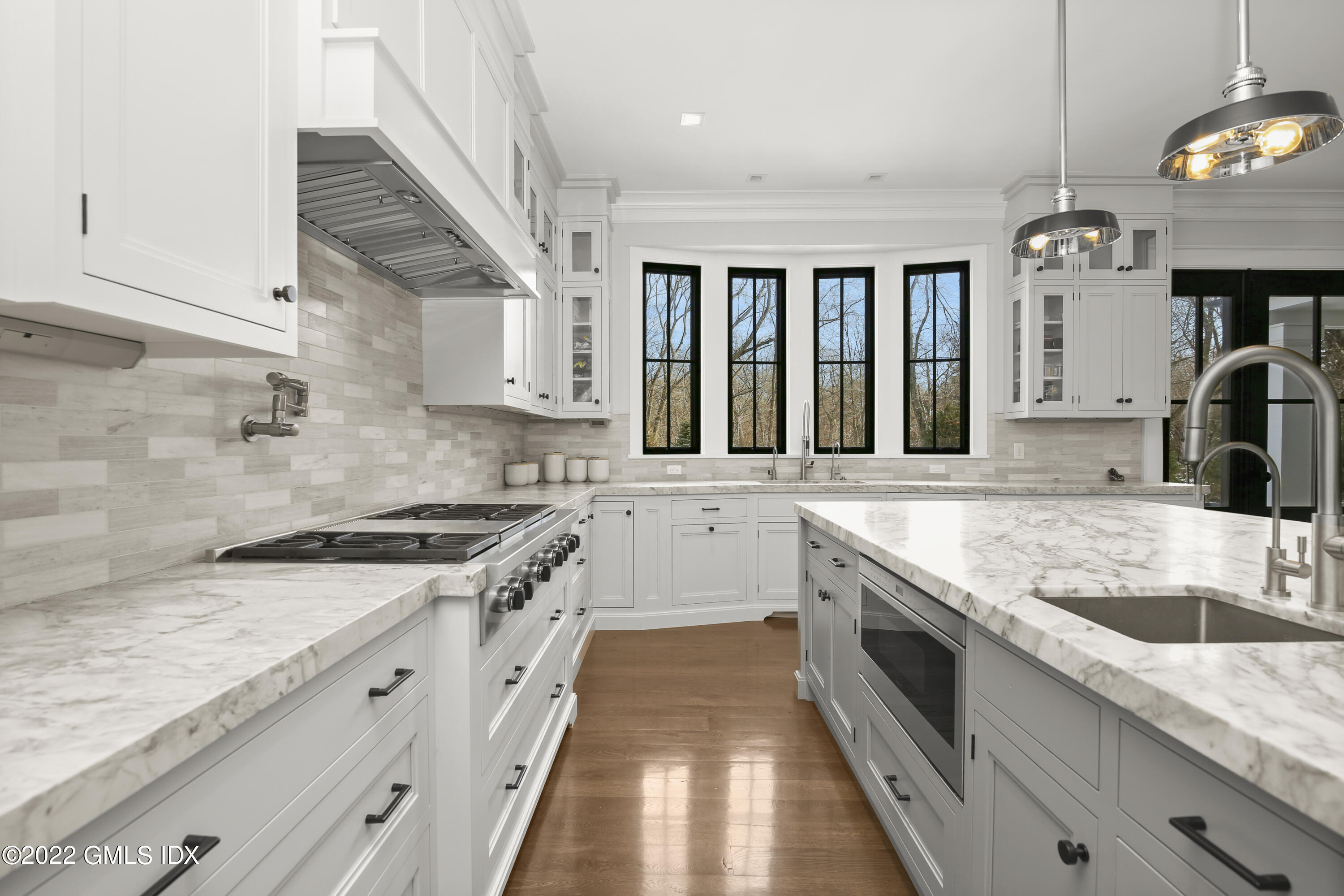 649 River Road Cos Cob, CT 06807 - Photo 23 of 71 Gourmet kitchen