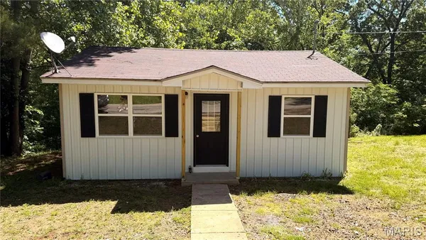 $84,900 | 706 High Street, Marble Hill, MO 63764