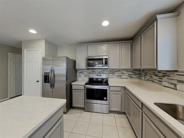 $2,460 | 2220 Heaton Street, Forney, TX 75126