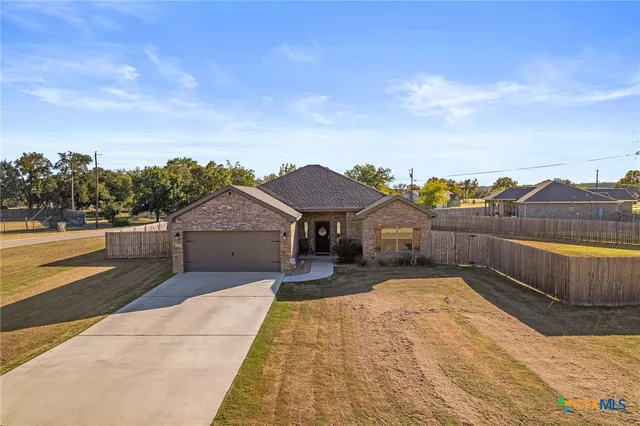 $354,900 | 1015 Hickory Lane, Kempner, TX 76539