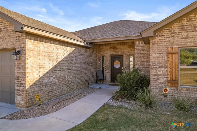 $354,900 | 1015 Hickory Lane, Kempner, TX 76539
