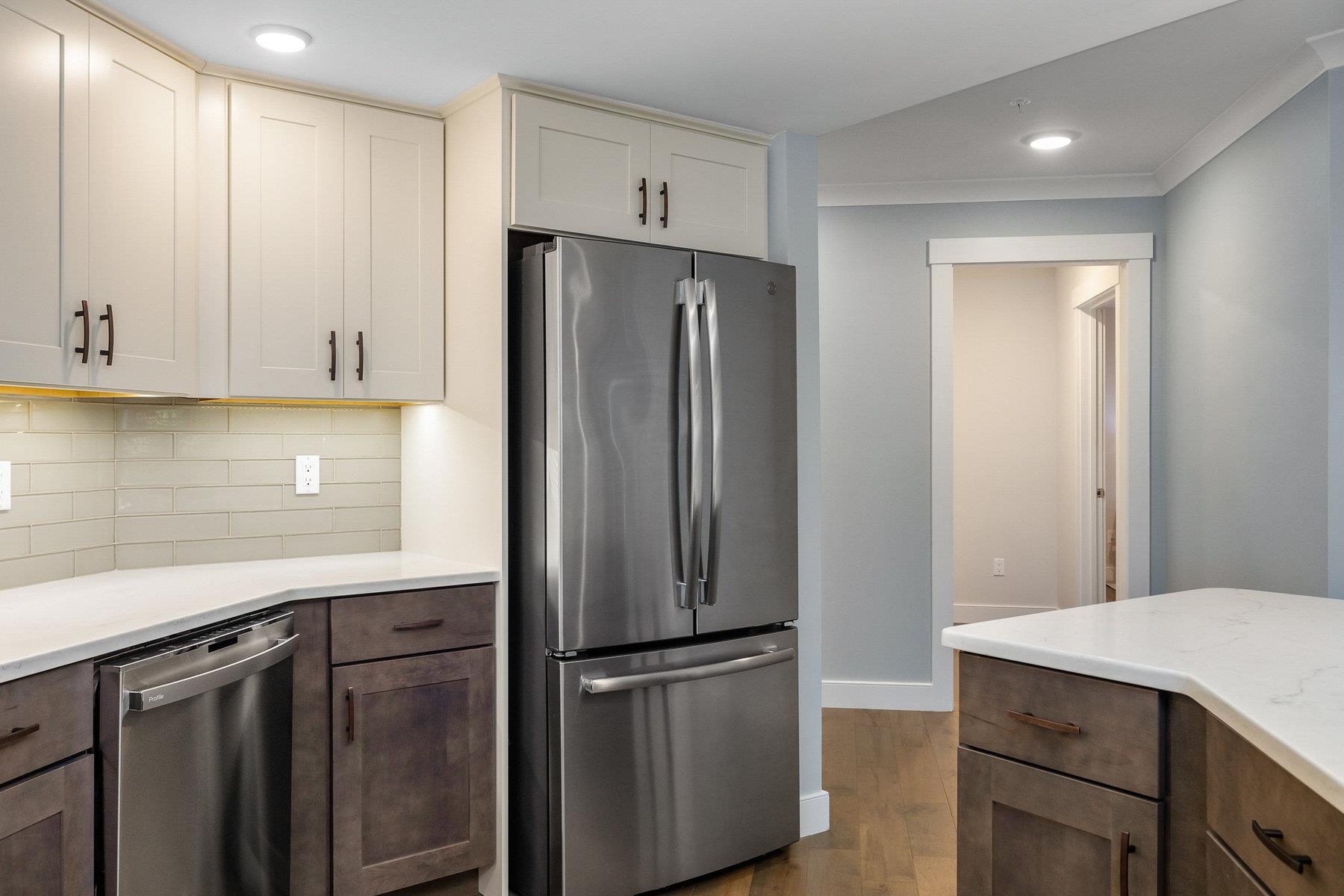 2075 Lafayette Road, Unit B17 Portsmouth, NH 03801 - Photo 14 of 33 Gallery Image 14
