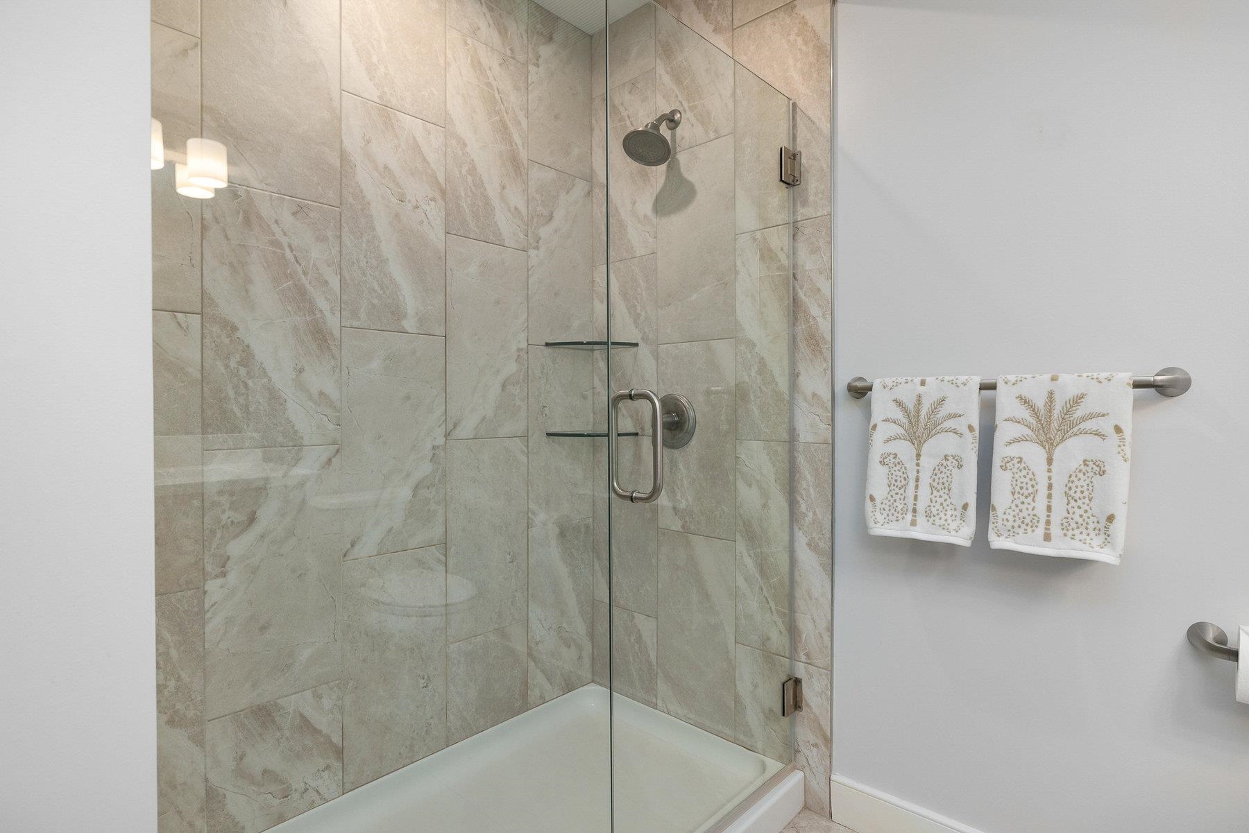 2075 Lafayette Road, Unit B17 Portsmouth, NH 03801 - Photo 20 of 33 Gallery Image 20