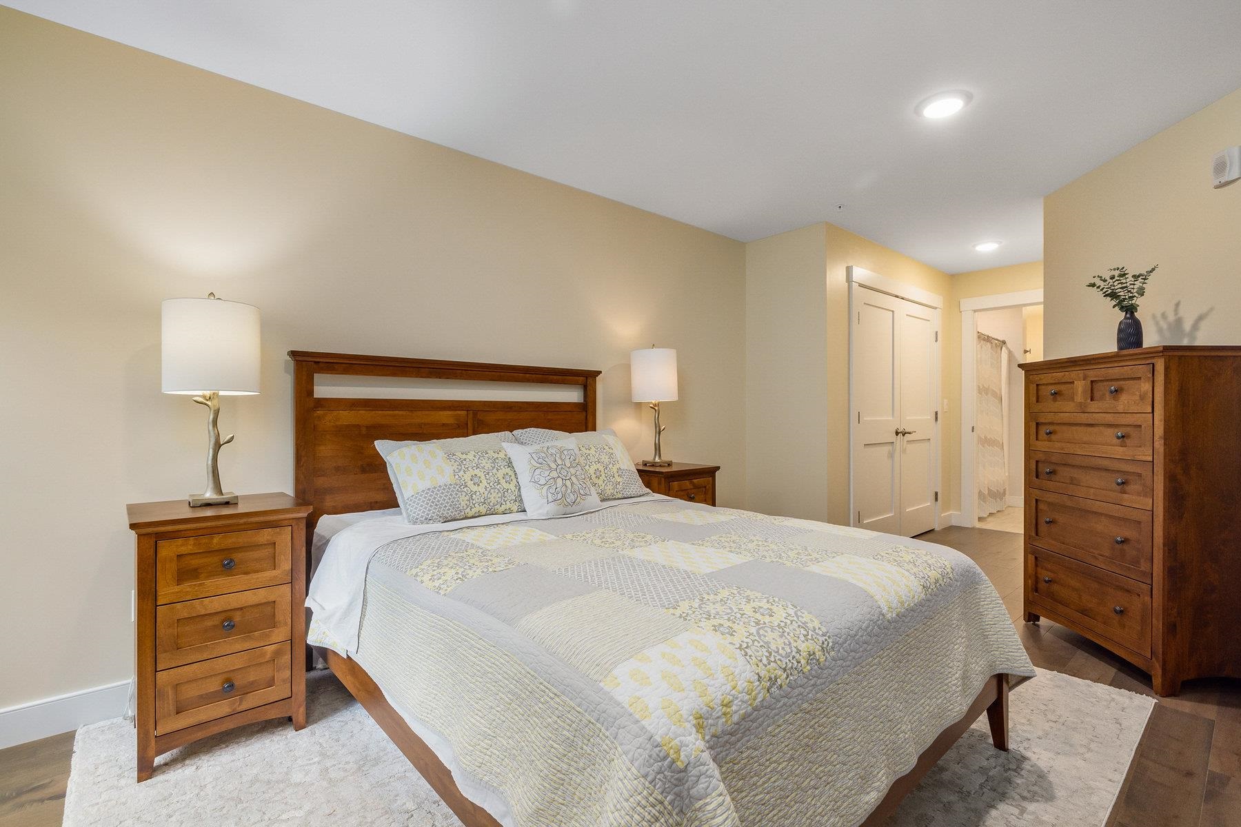 2075 Lafayette Road, Unit B17 Portsmouth, NH 03801 - Photo 22 of 33 Gallery Image 22